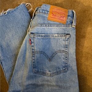 Levi's Women's Medium Blue Straight-Leg Jeans